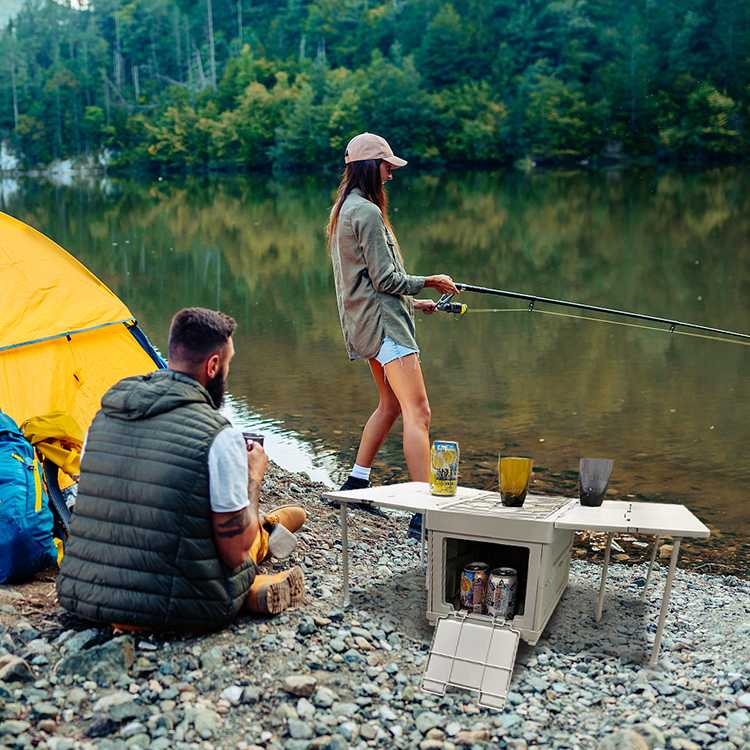 Revolutionize Outdoor Storage with Our Multi-Purpose Folding Box