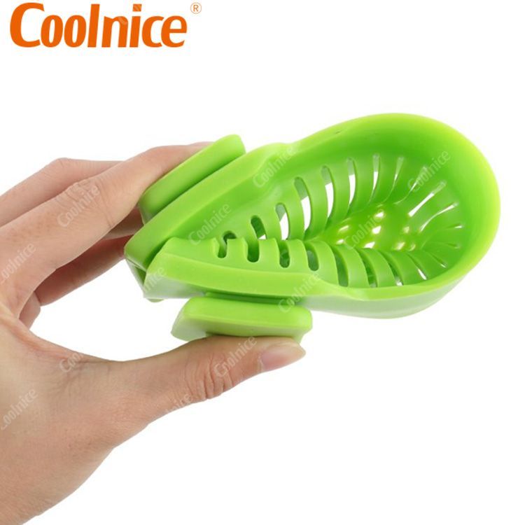 Clip-On Plastic Silicone Strainer