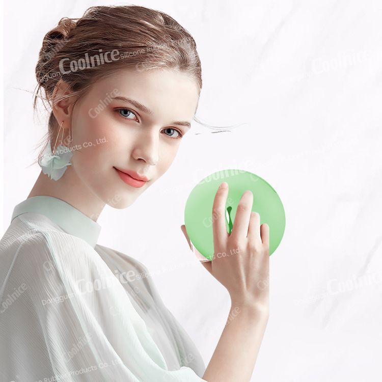 Portable-Makeup-Sponge-Holder-Convenient-Vented-Silicone-Beauty-Puff-Holder-Makeup-sponge-Container-Round